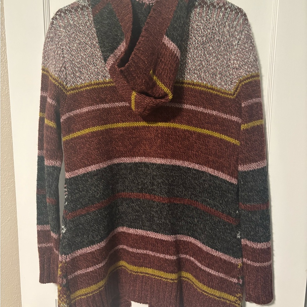 Royal Robbin’s Cardigan - Picture 6 of 7